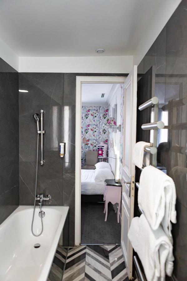 Hotel Bonaparte Paris Bagian luar foto