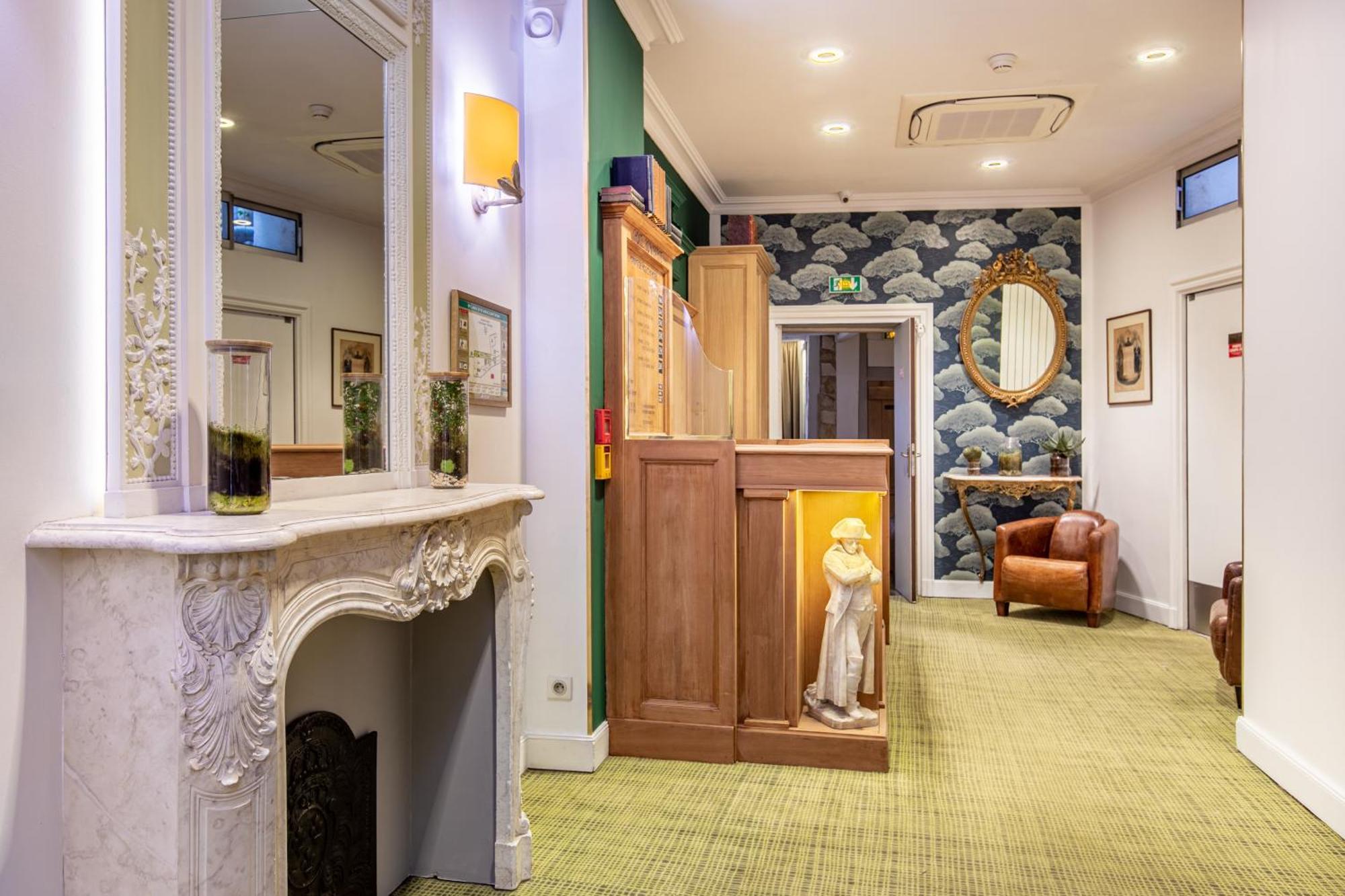 Hotel Bonaparte Paris Bagian luar foto