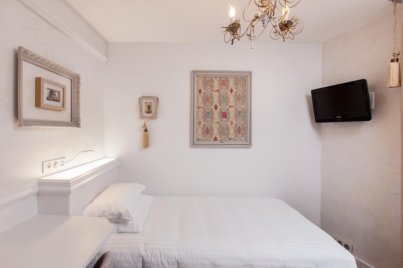 Hotel Bonaparte Paris Bagian luar foto